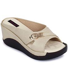 kutta ladies chappal