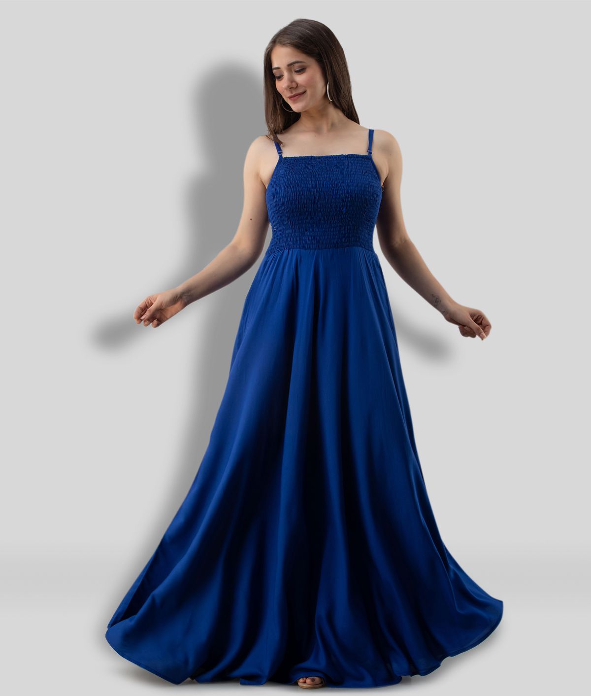     			Frionkandy - Blue Rayon Women's Gown ( Pack of 1 )