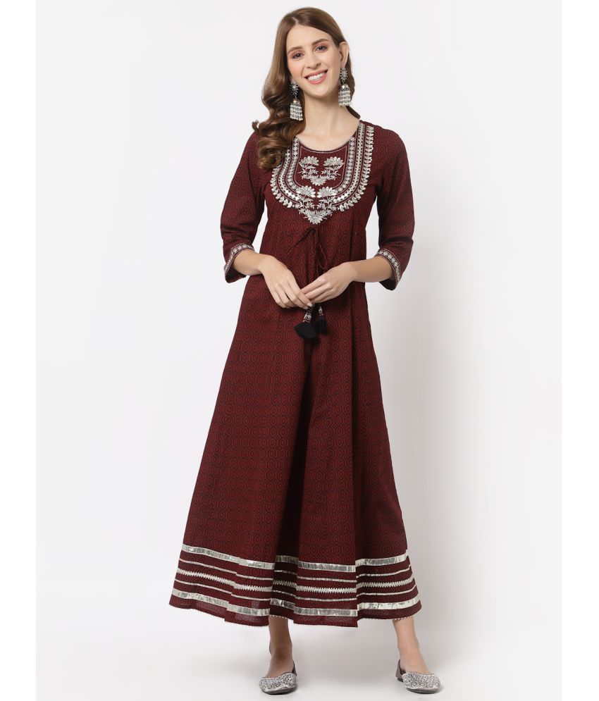     			Yellow Cloud Maroon Cotton Gown - Single