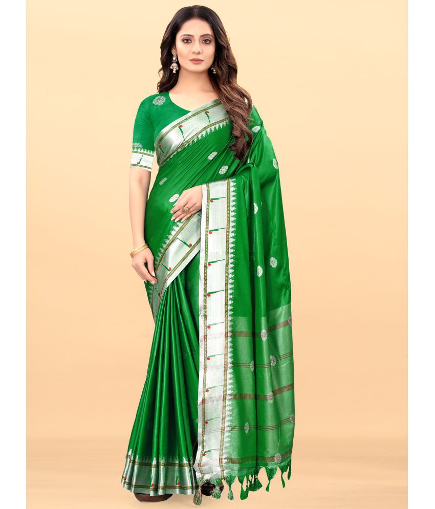    			Ishika Fab - Green Cotton Blend Saree With Blouse Piece ( Pack of 1 )