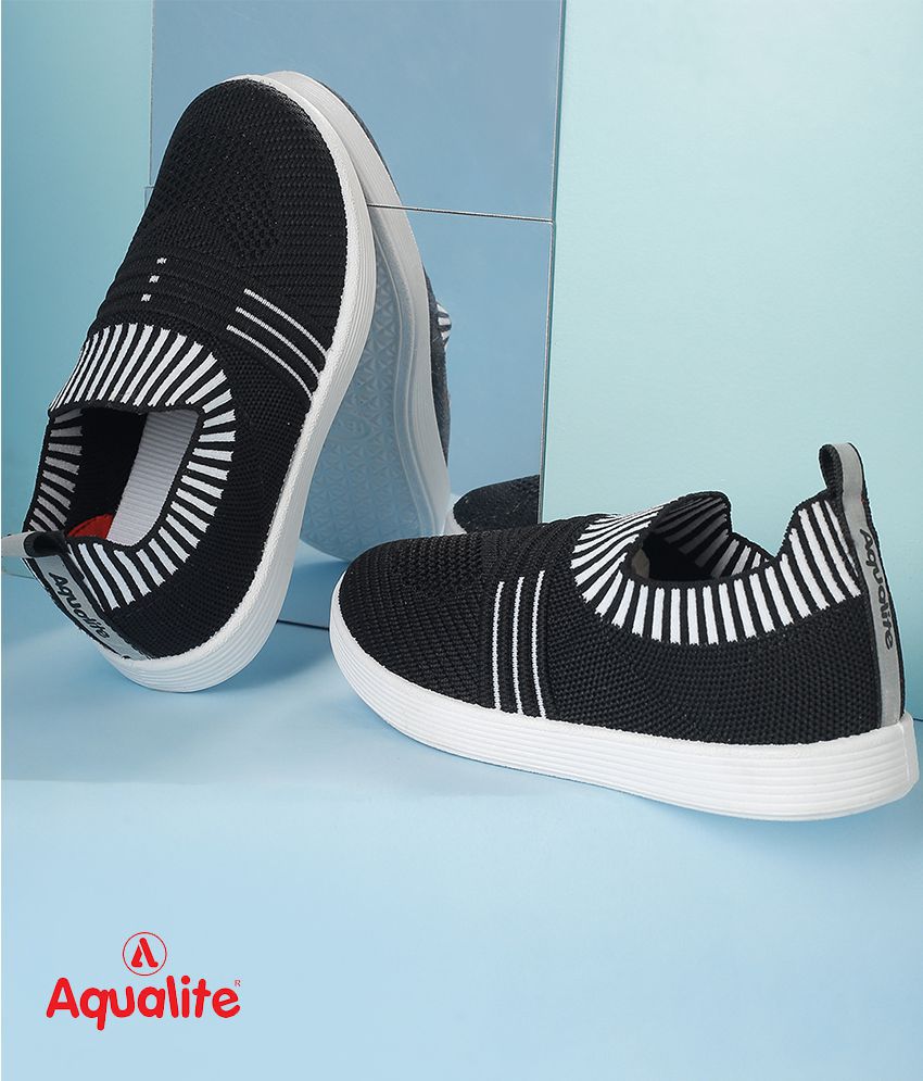     			Aqualite - Black Boy's Casual Shoes ( 1 Pair )