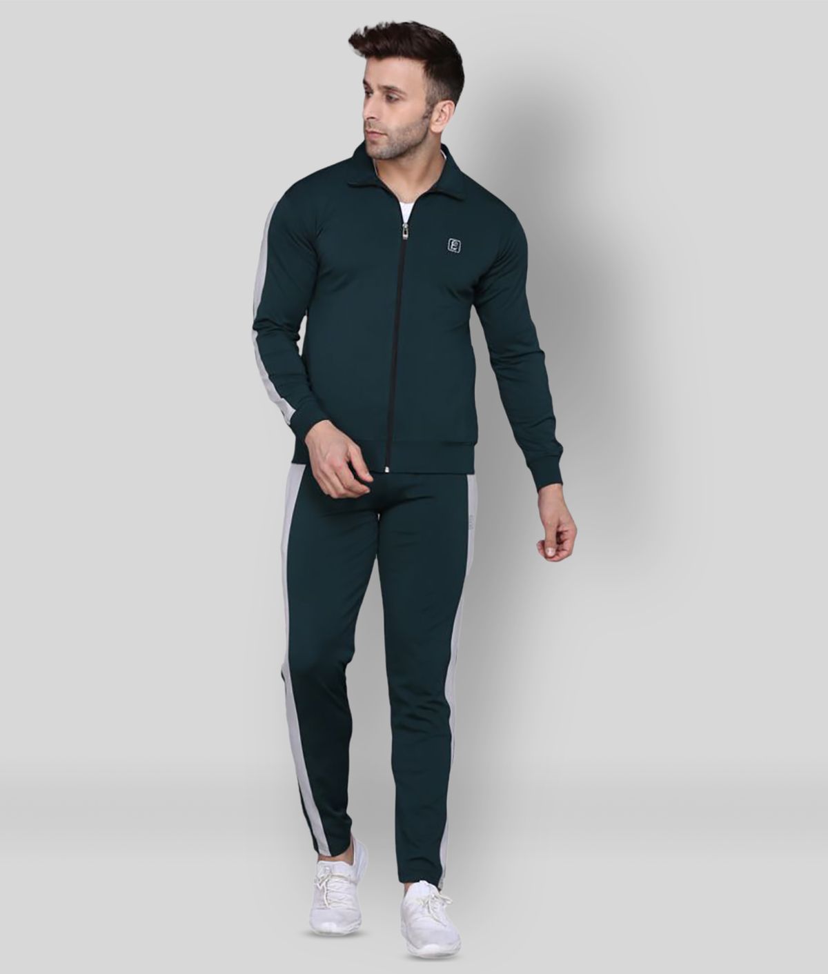 praume tracksuit