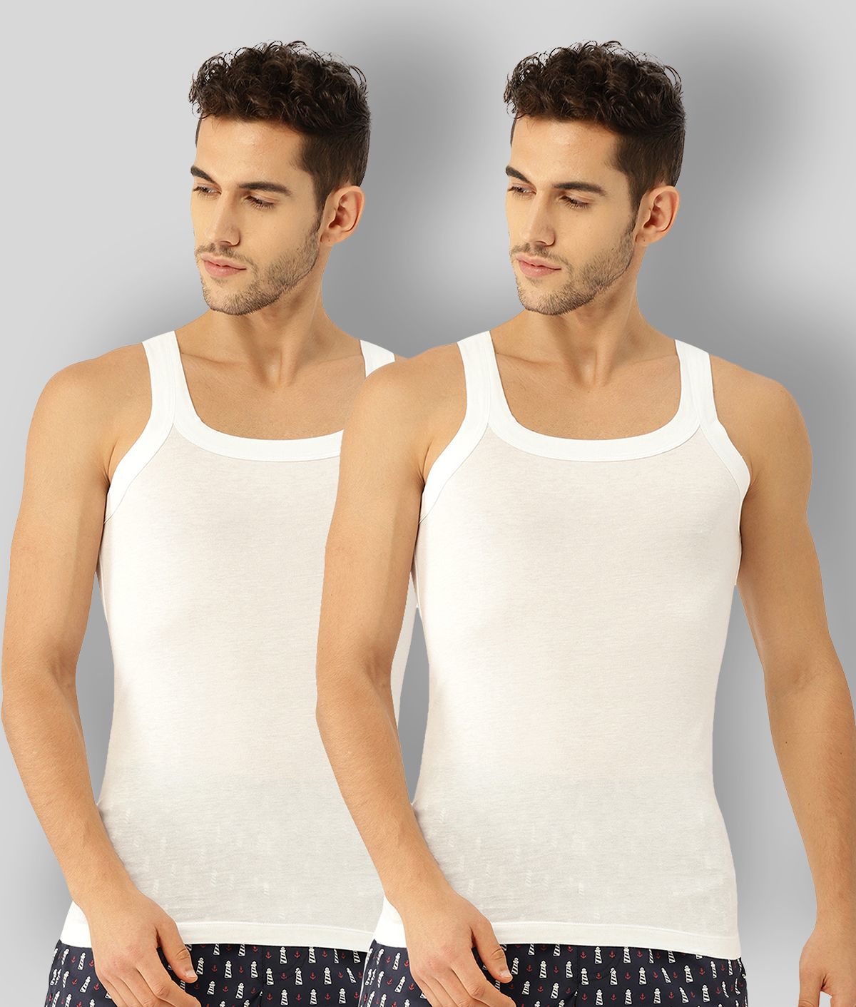     			XYXX - White Cotton Blend Men's Vest  ( Pack of 2 )