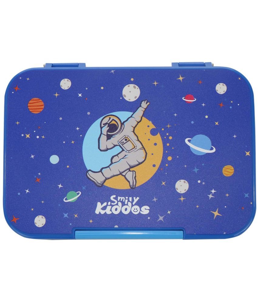     			Smily Kiddos - Blue Plastic Lunch Box ( Pack of 1 )