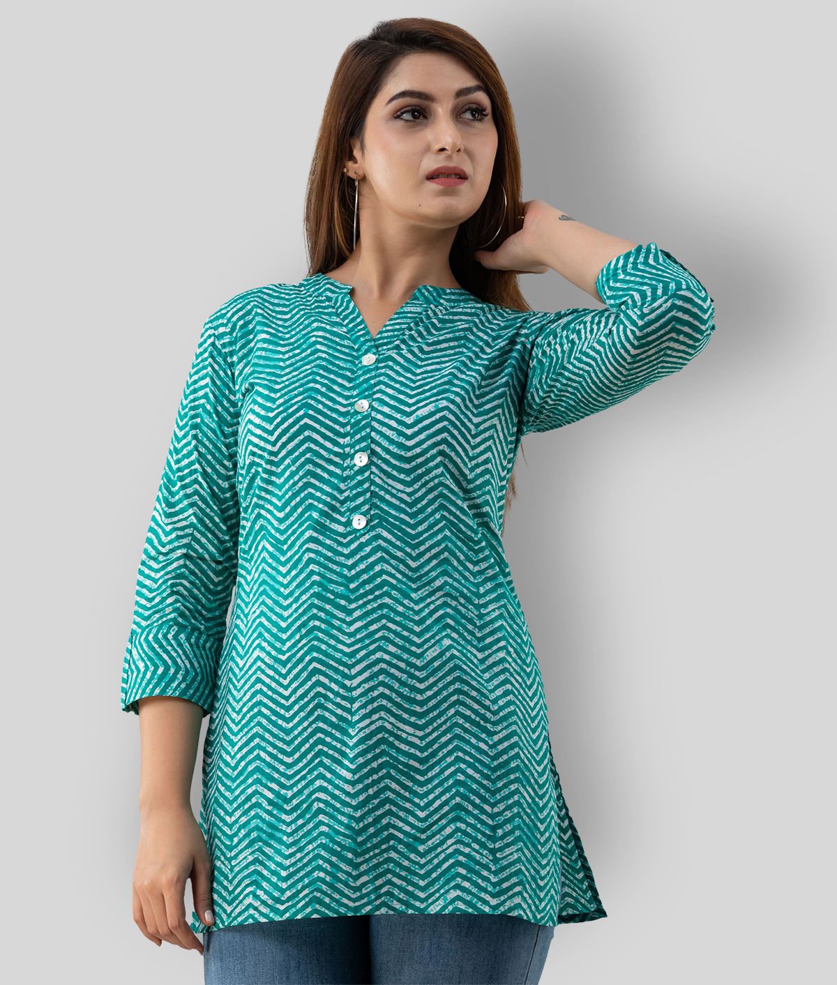     			SVARCHI - Turquoise Cotton Blend Women's Tunic ( Pack of 1 )
