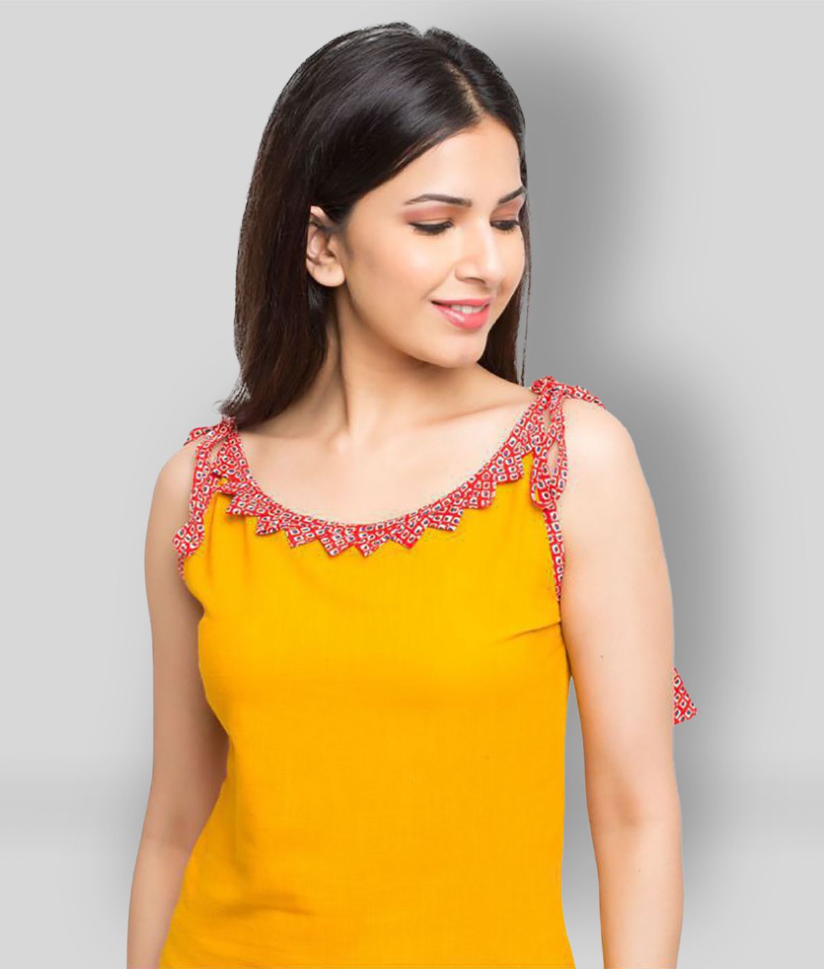     			Yash Gallery - Yellow Cotton Women's Regular Top ( Pack of 1 )