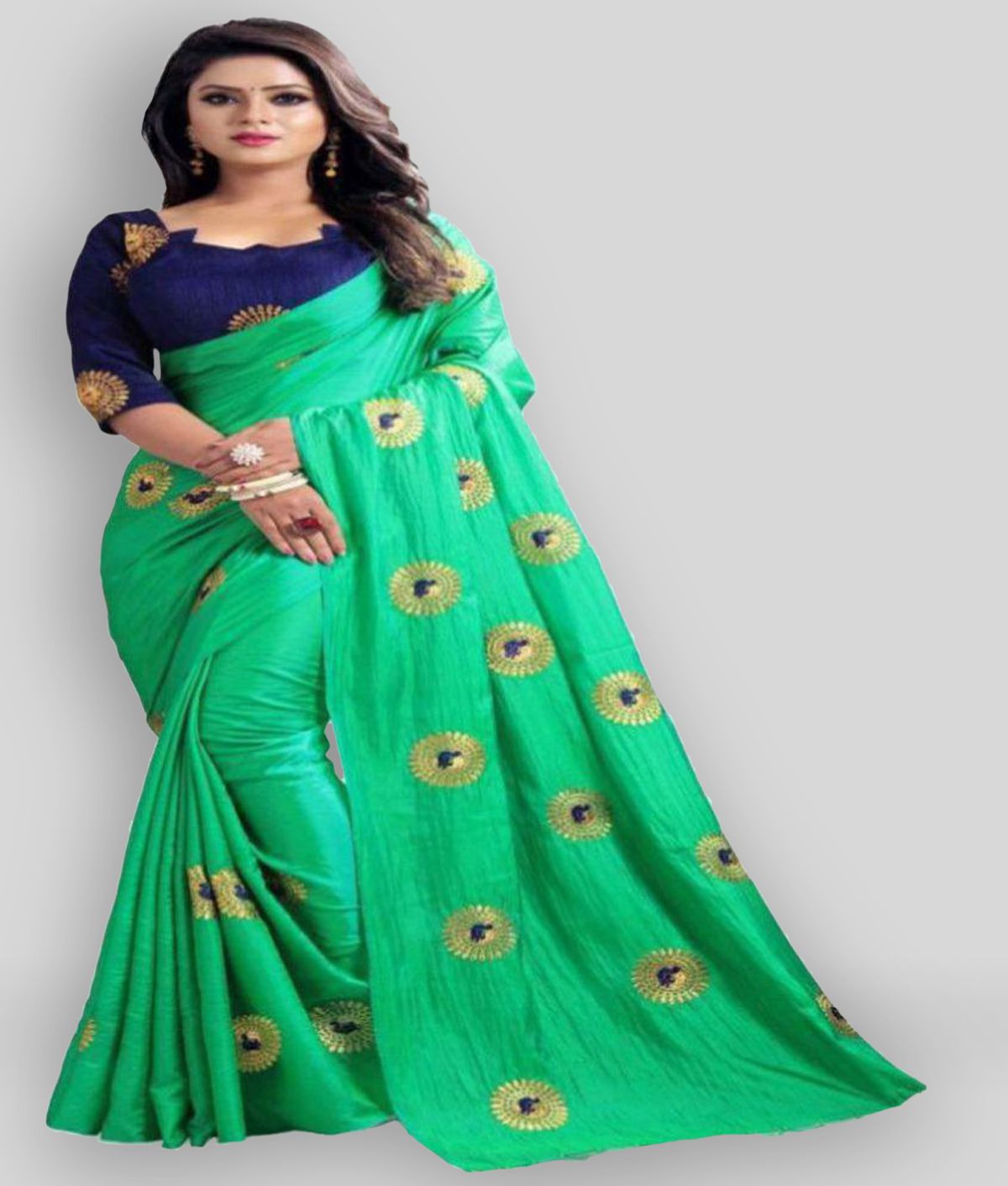 offline selection - Green Silk Blend Saree With Blouse Piece (Pack of 1)