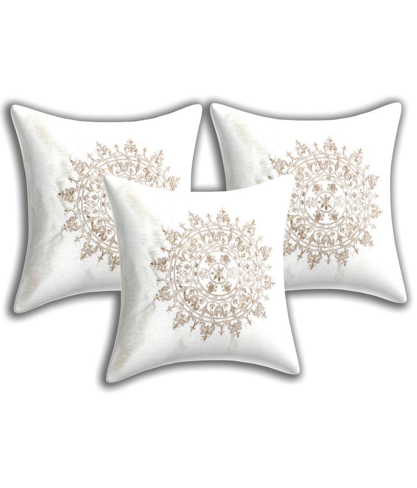    			INDHOME LIFE - Off White Set of 3 Silk Square Cushion Cover