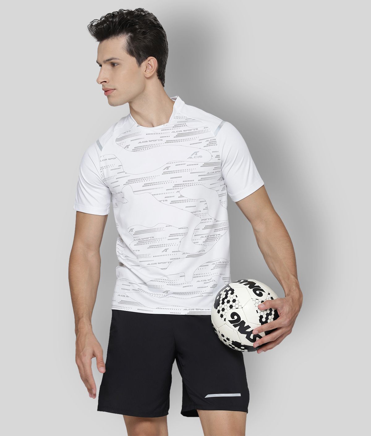 Alcis - White Polyester Regular Fit Men's Sports T-Shirt ( Pack of 1 )