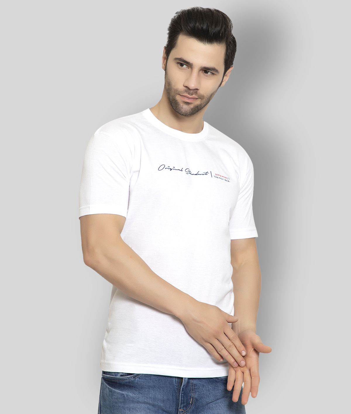     			Zeffit - Cotton Blend Regular Fit White Men's Sports T-Shirt ( Pack of 1 )