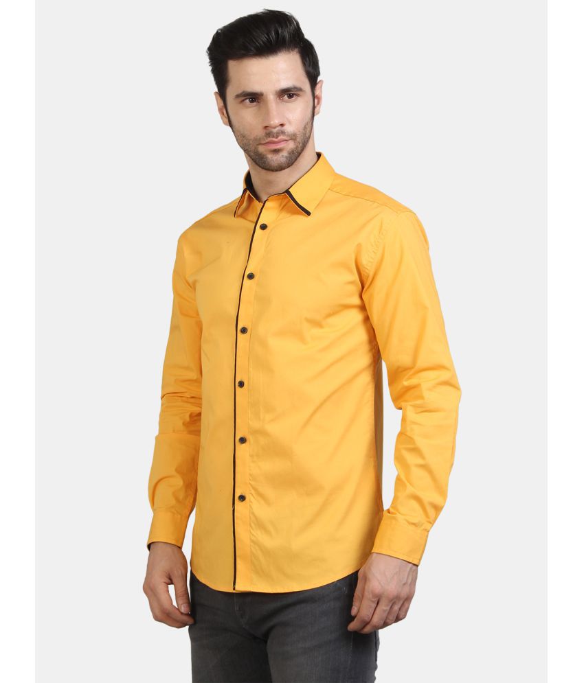     			Life Roads - Yellow Cotton Slim Fit Men's Casual Shirt ( Pack of 1 )