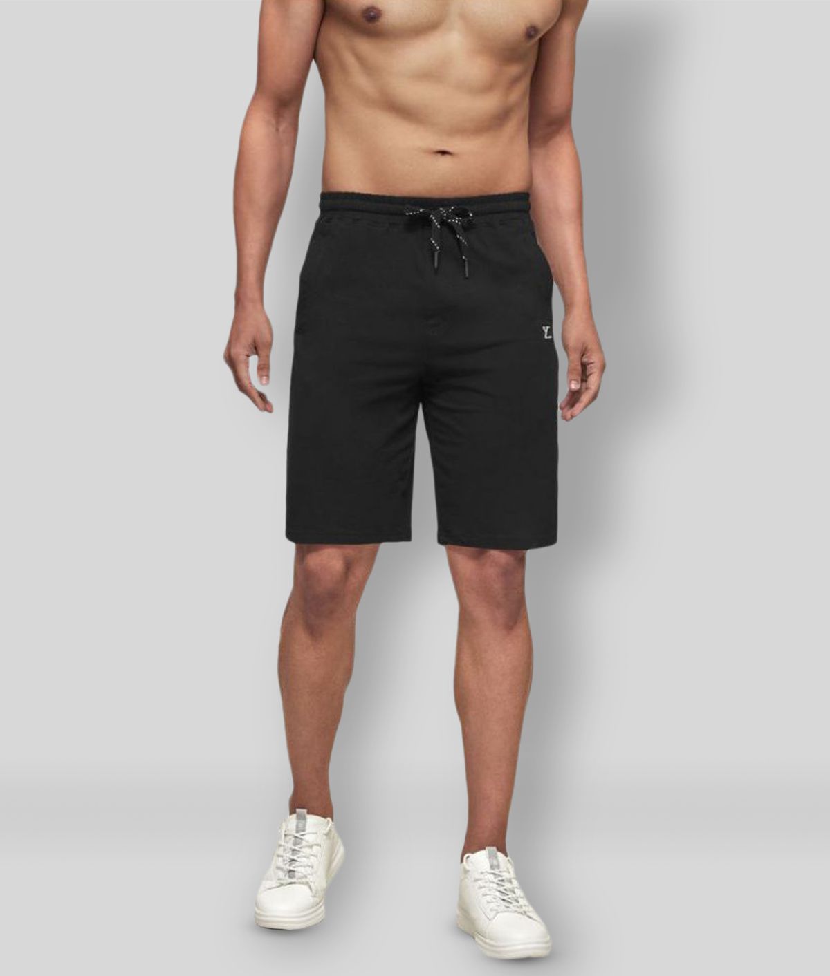     			XYXX - Black Cotton Blend Men's Shorts ( Pack of 1 )
