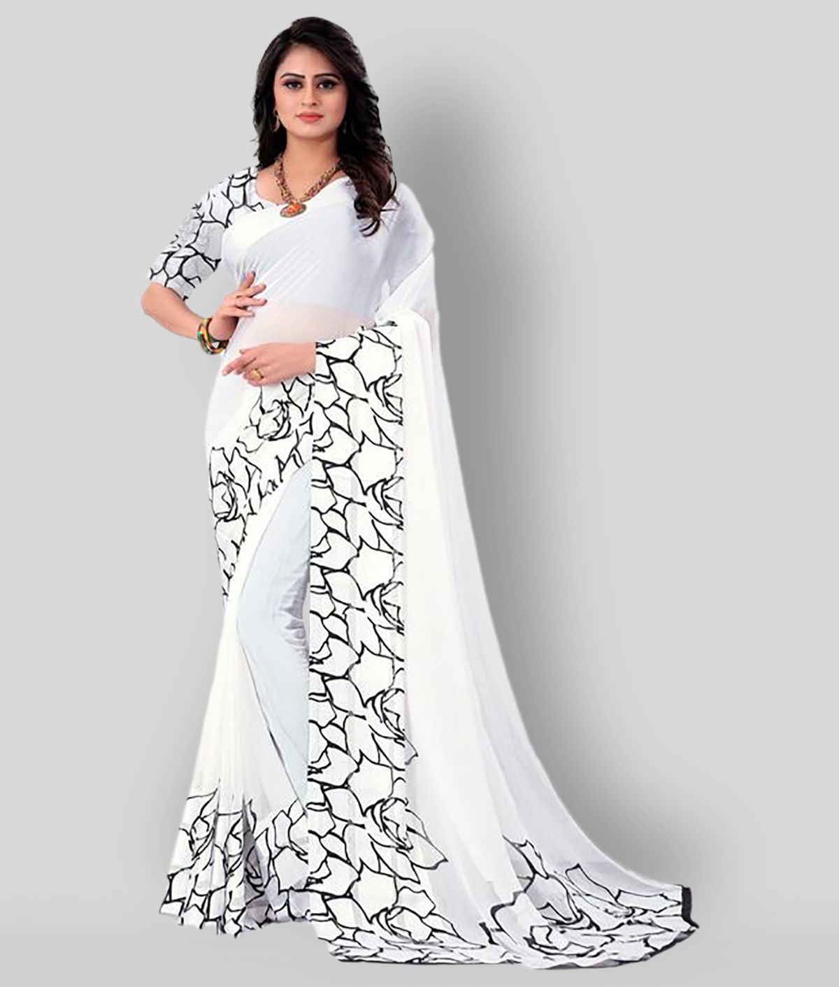     			Sitanjali - White Georgette Saree With Blouse Piece ( Pack of 1 )