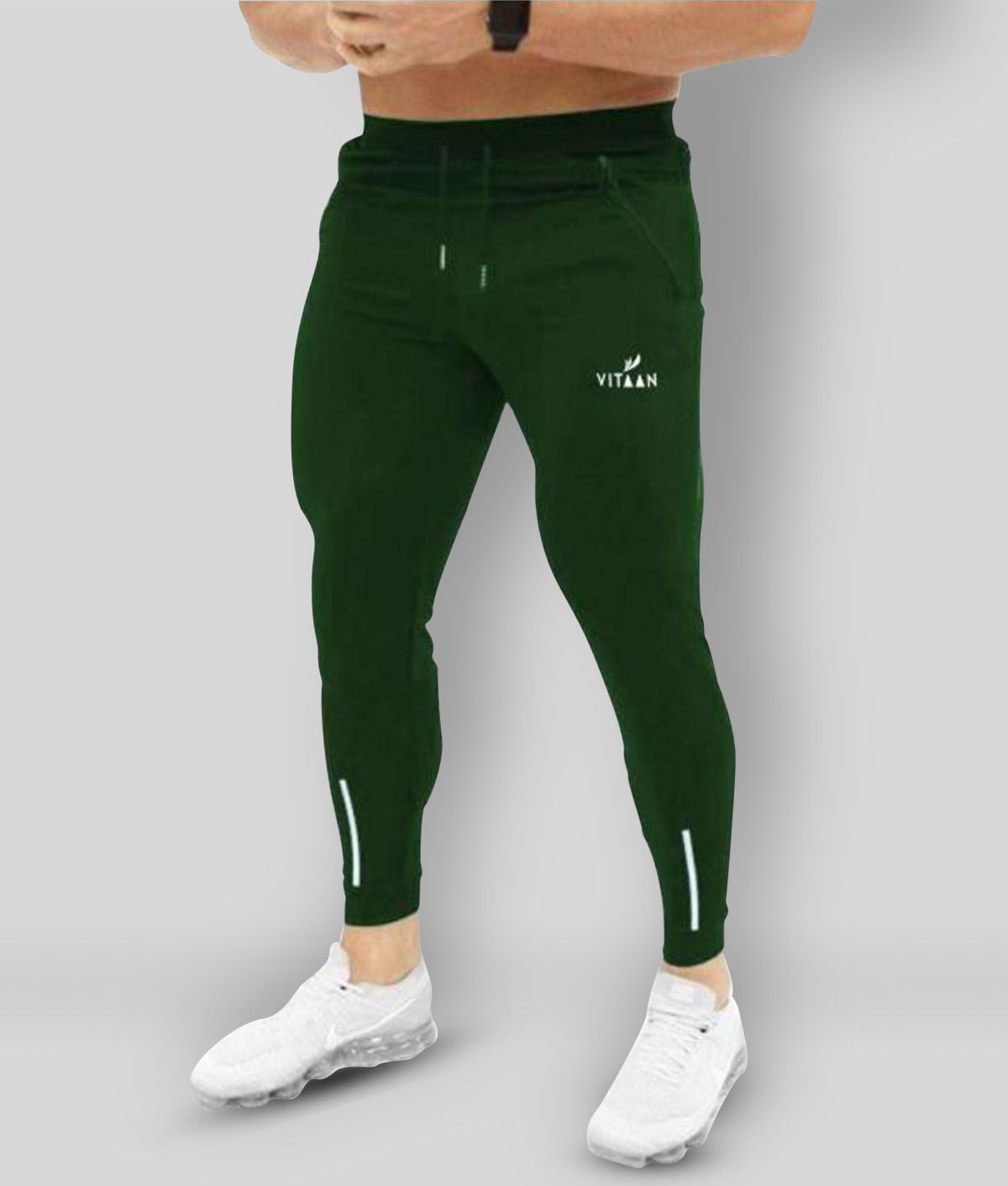     			Vitaan - Green Lycra Men's Trackpants ( Pack of 1 )