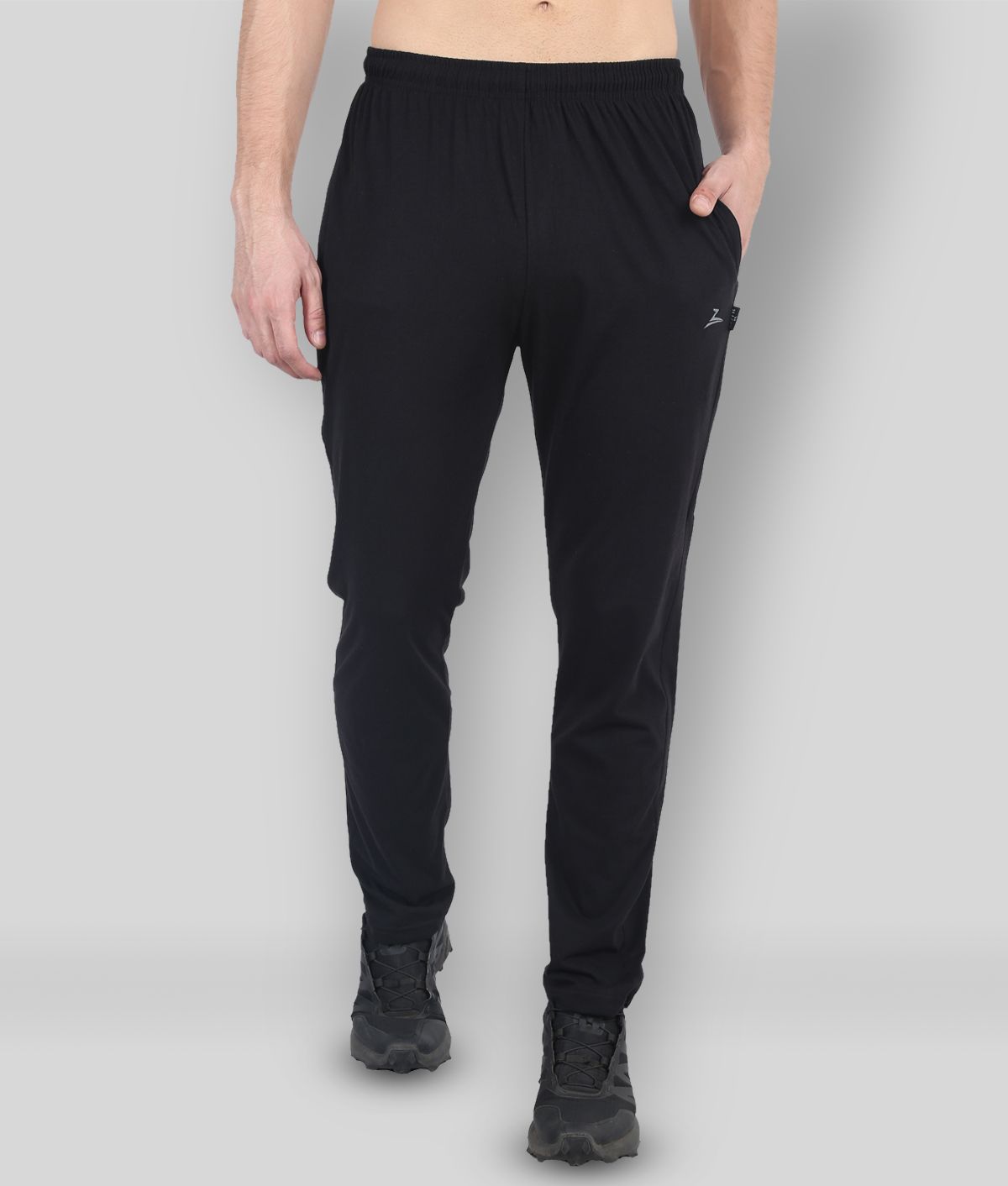     			Zeffit - Black Cotton Blend Men's Sports Trackpants ( Pack of 1 )