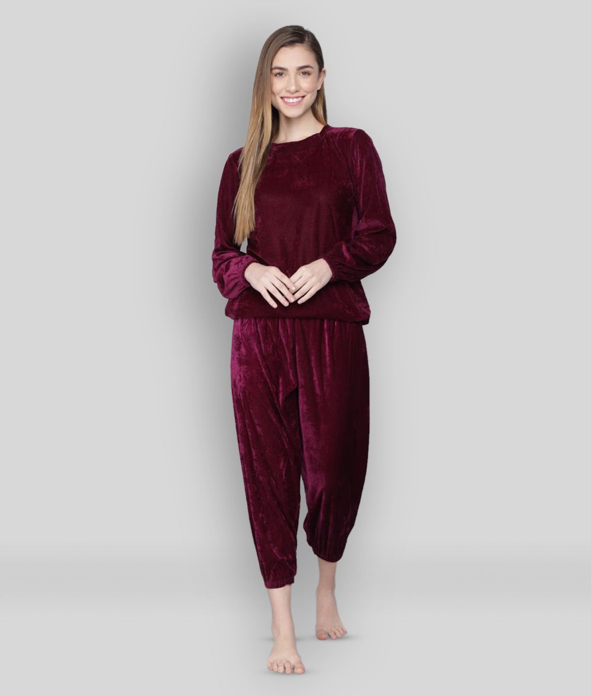     			Rudrakriti - Maroon Velvet Women's Nightwear Nightsuit Sets ( Pack of 1 )