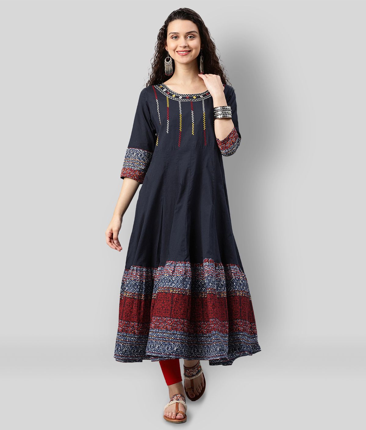     			Yash Gallery Pack of 1 Cotton Embroidered A-line Women's Kurti - ( Blue )