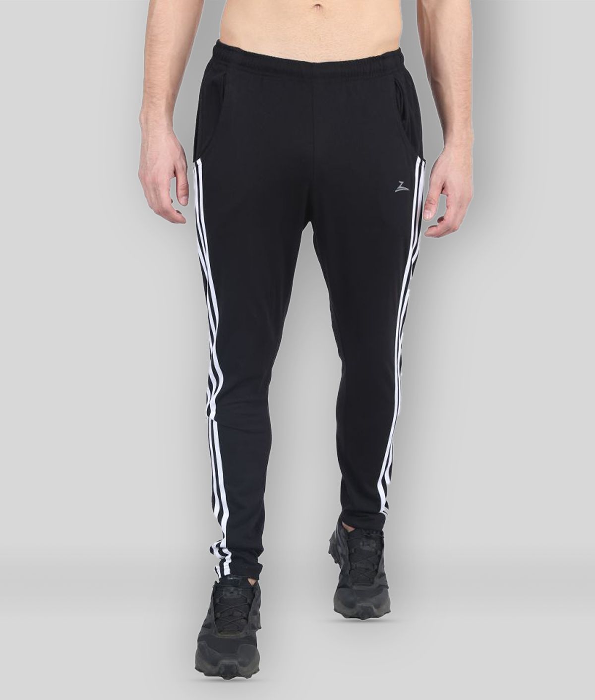     			Zeffit - Black Cotton Blend Men's Sports Trackpants ( Pack of 1 )