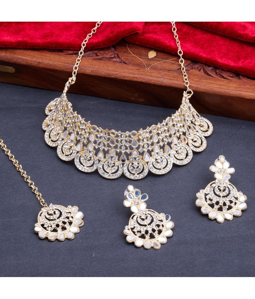     			Sukkhi - White Alloy Necklace Set ( Pack of 1 )