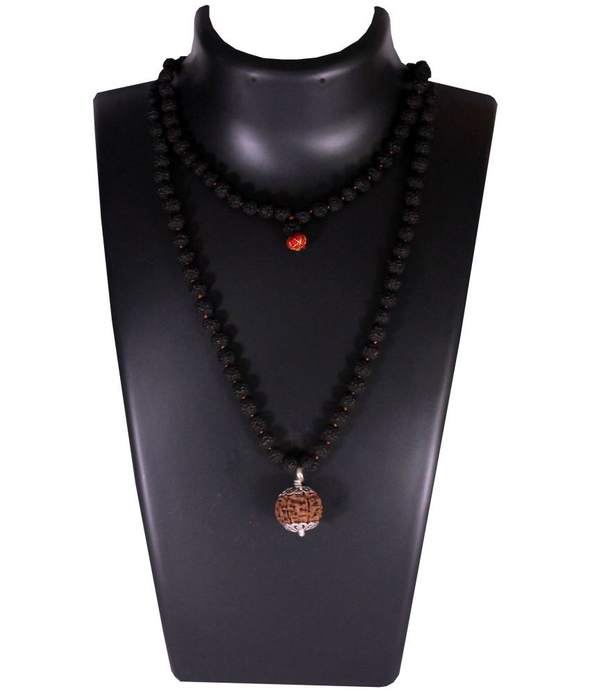     			NIVARAN - 4 Mukhi Rudraksha Pendant With Chain ( Pack of 1 )