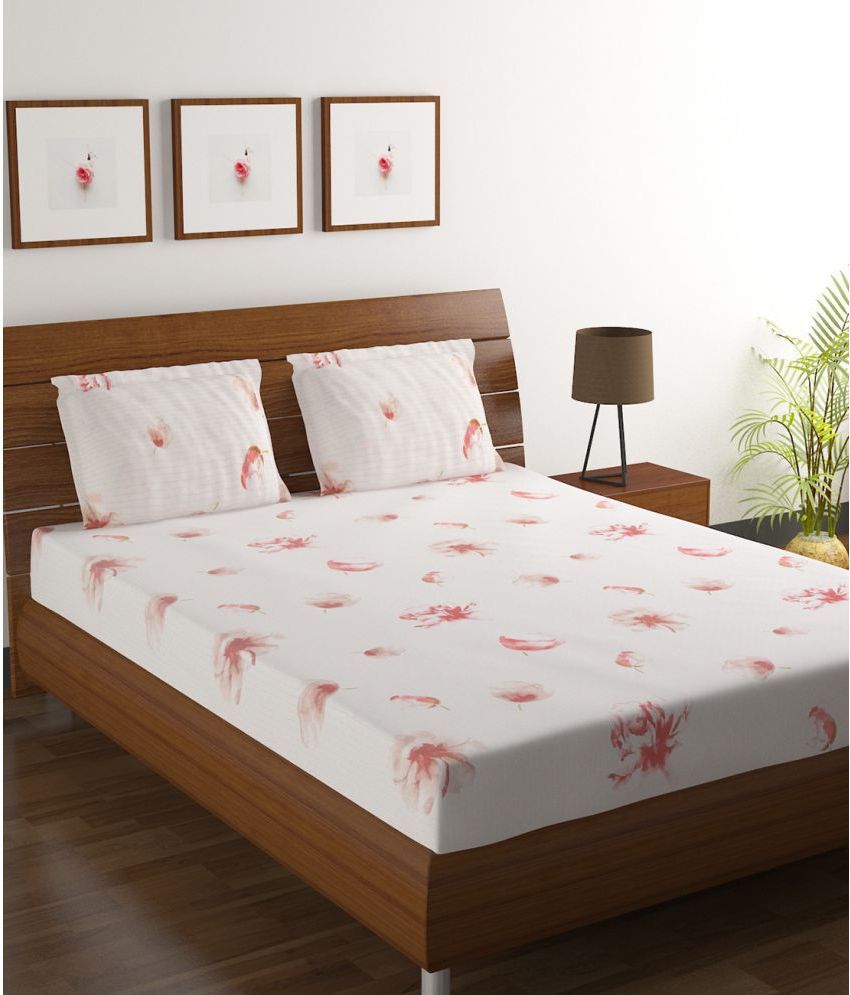    			HOMETALES Cotton Floral Double Bedsheet with Two Pillow Covers -Multicolor