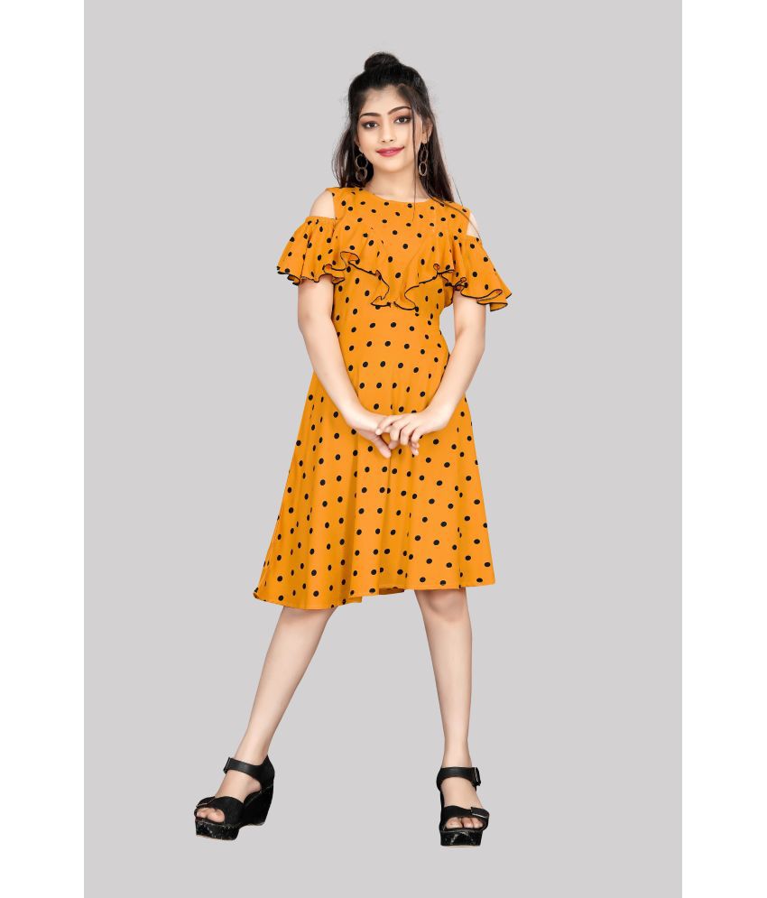     			R K Maniyar - Yellow Rayon Girls Fit And Flare Dress ( Pack of 1 )