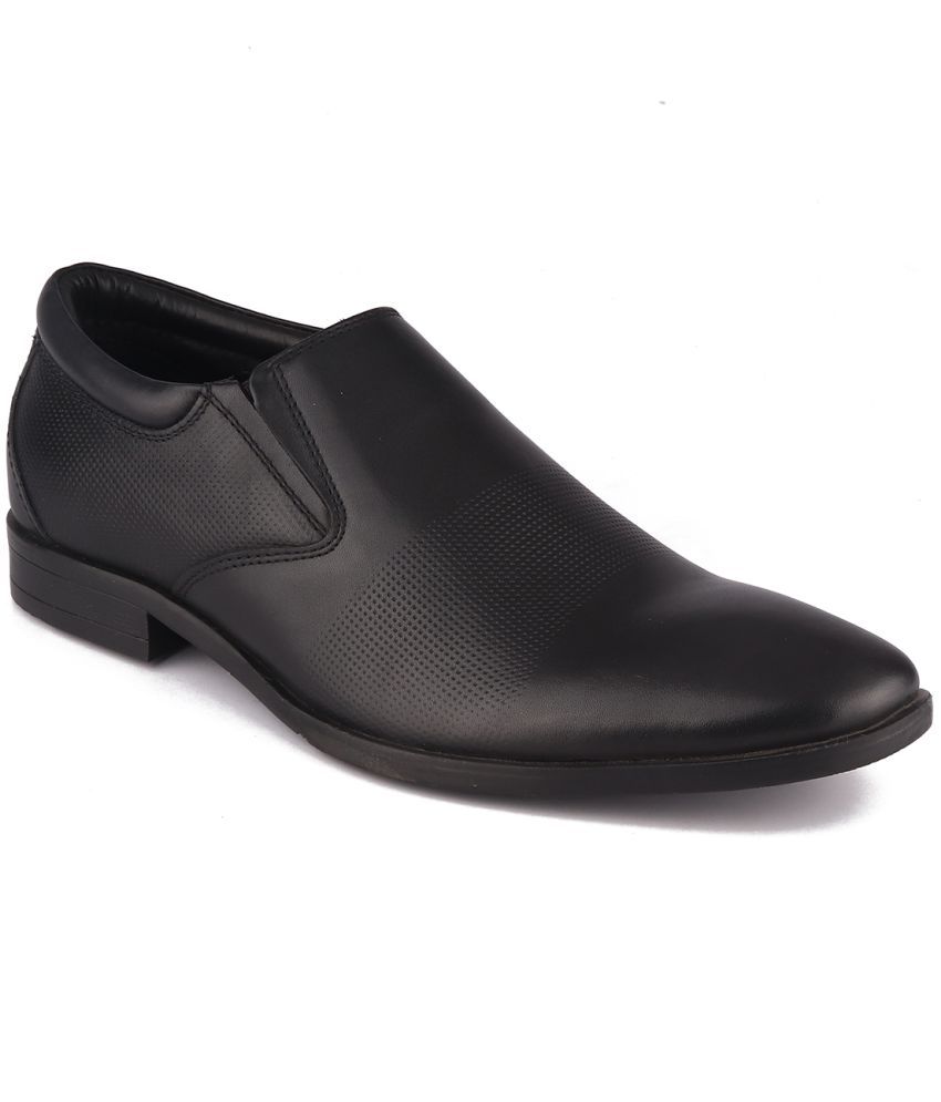     			Top Brass - Black Men's Slip On Formal Shoes