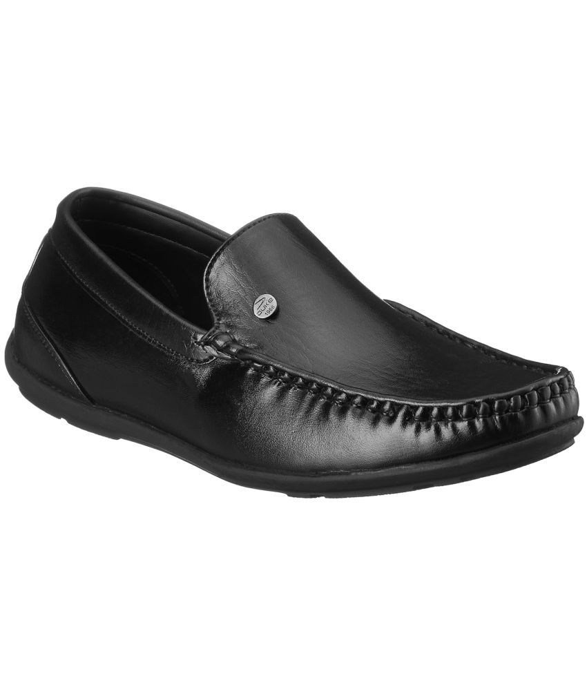     			Duke - Black Men's Slip on