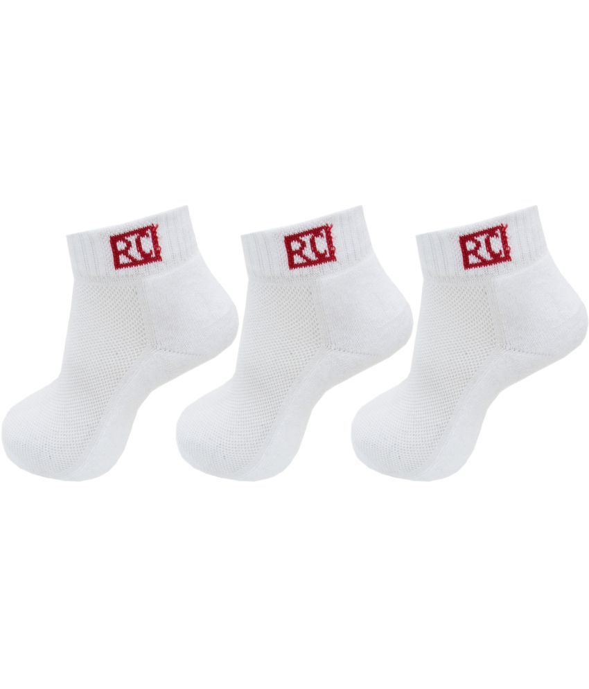     			RC. ROYAL CLASS - Cotton Men's Self Design White Ankle Length Socks ( Pack of 3 )