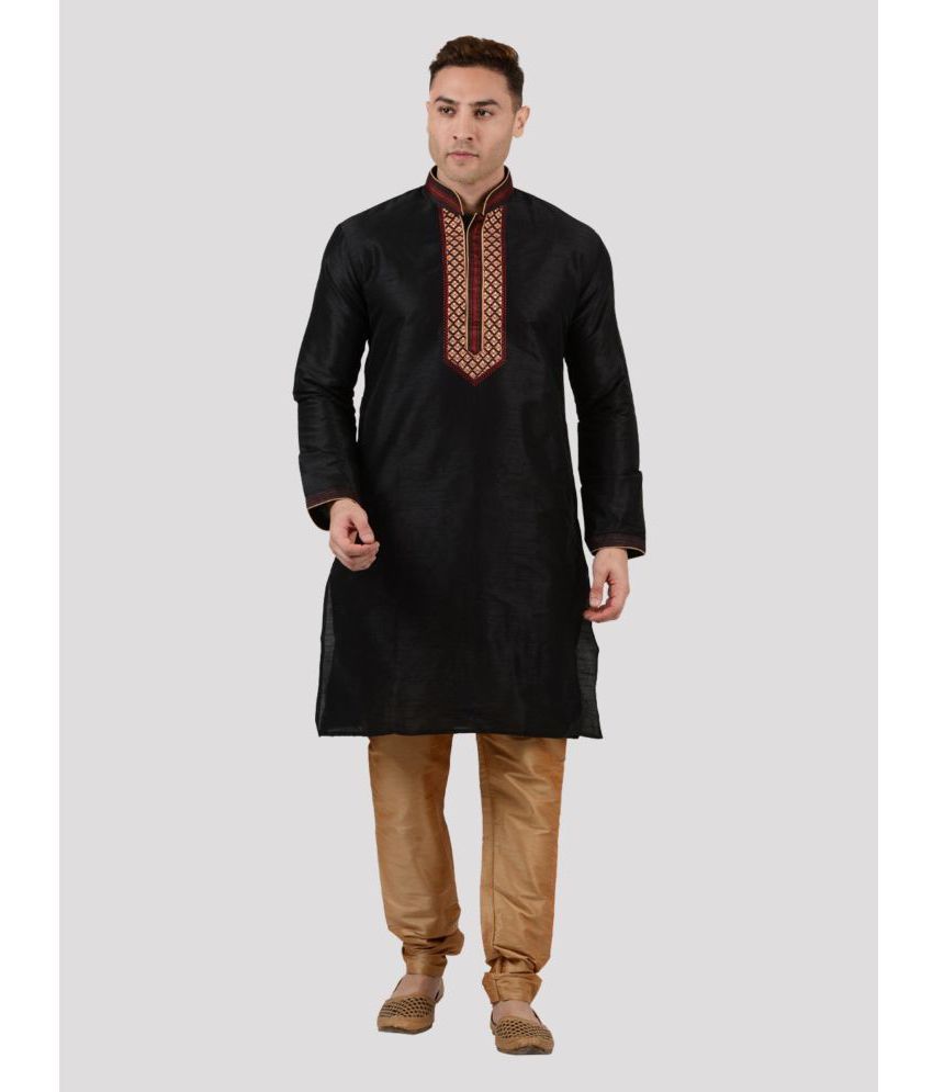     			Maharaja - Black Silk Regular Fit Men's Kurta Pyjama Set ( Pack of 1 )