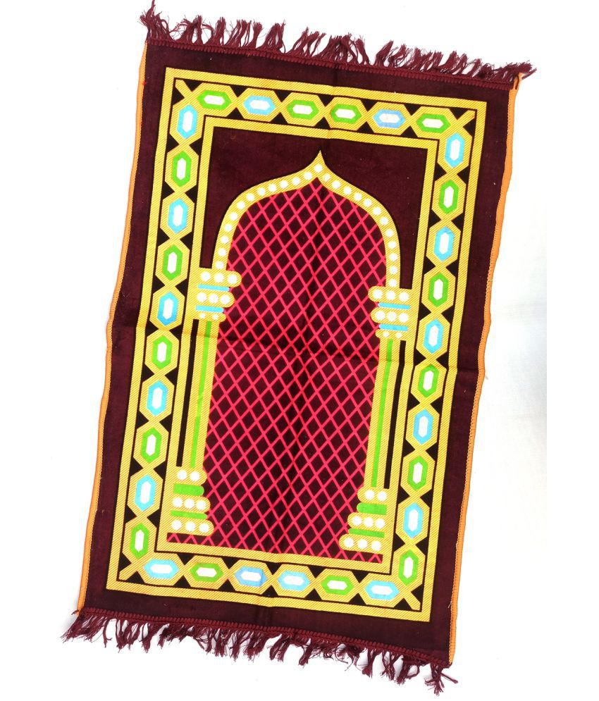     			ALRAZA LOOMS Maroon Single Anti-skid Velvet Prayer Mat ( 110 X 70 cm )