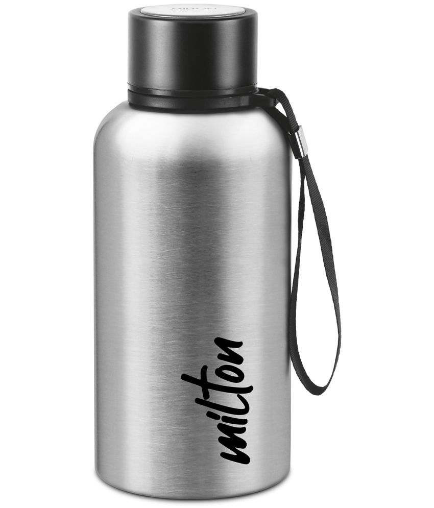     			Milton Aura 500 Thermosteel Bottle, 520 ml, Silver | 24 Hours Hot and Cold | Easy to Carry | Rust Proof | Leak Proof | Tea | Coffee | Office| Gym | Home | Kitchen | Hiking | Trekking | Travel Bottle