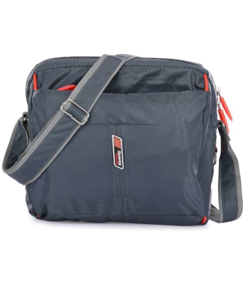     			ShoeRise - Grey Solid Messenger Bag