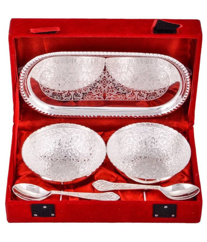     			HOMETALES German Silver Plated Gift Bowl & Tray Set