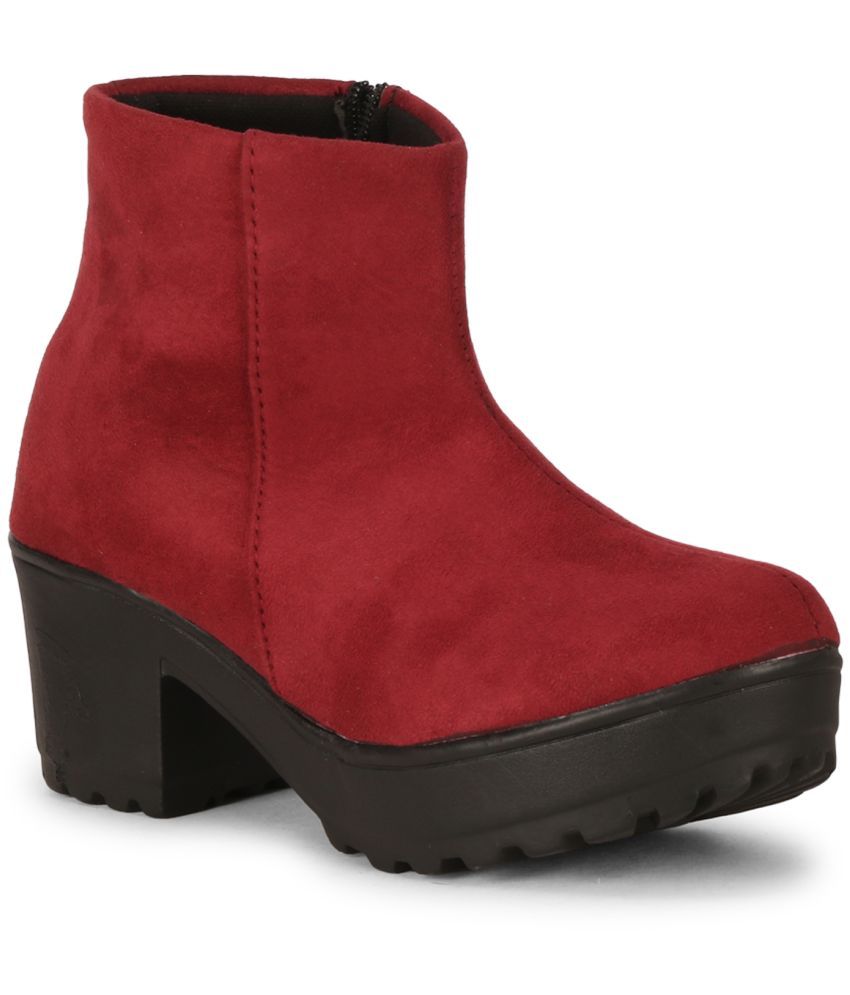     			Saheb - Red Women's Ankle Length Boots