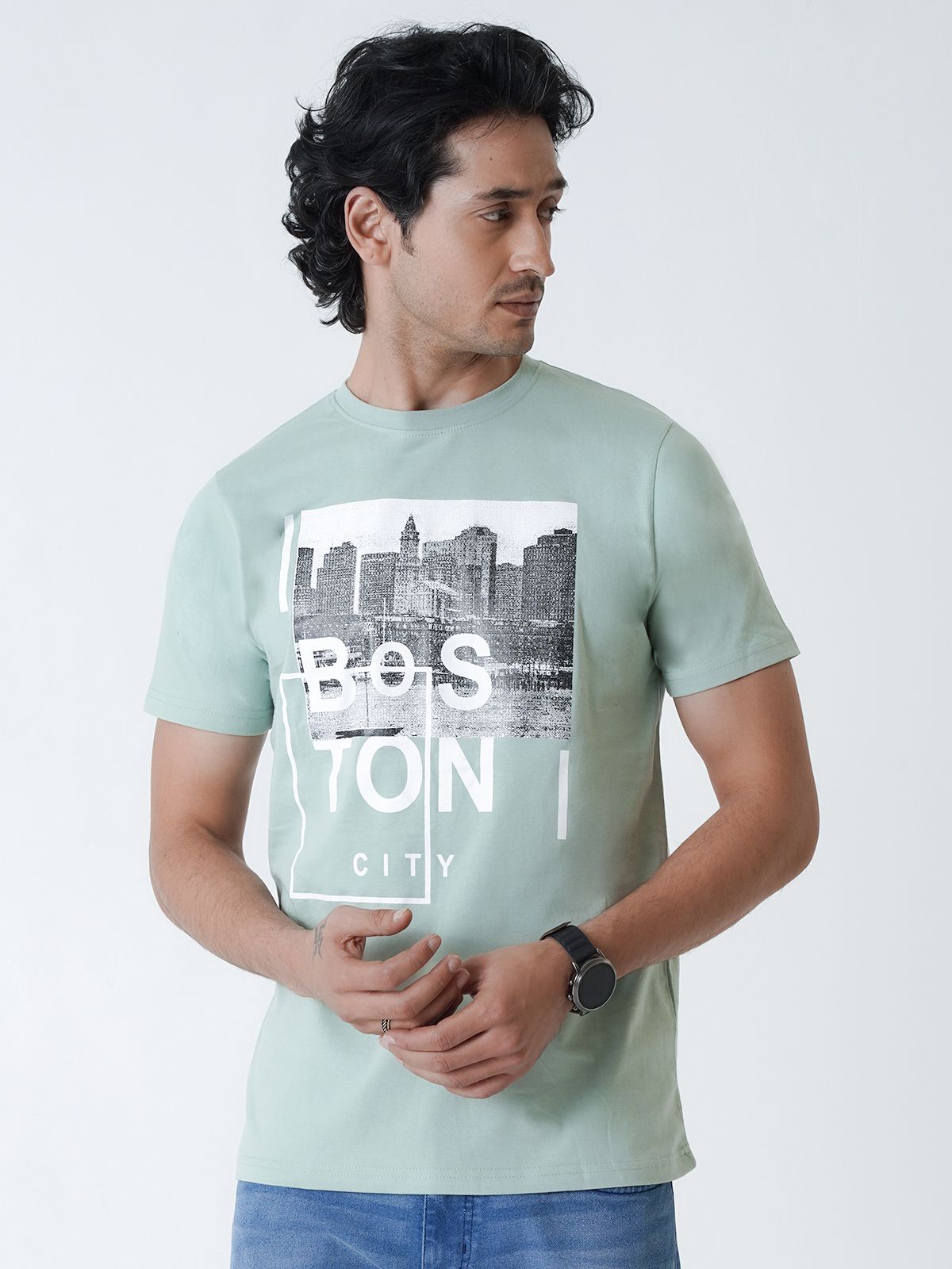     			UrbanMark Men 100% Cotton Regular Fit Round Half Sleeves Graphic Print T Shirt -Mint Green