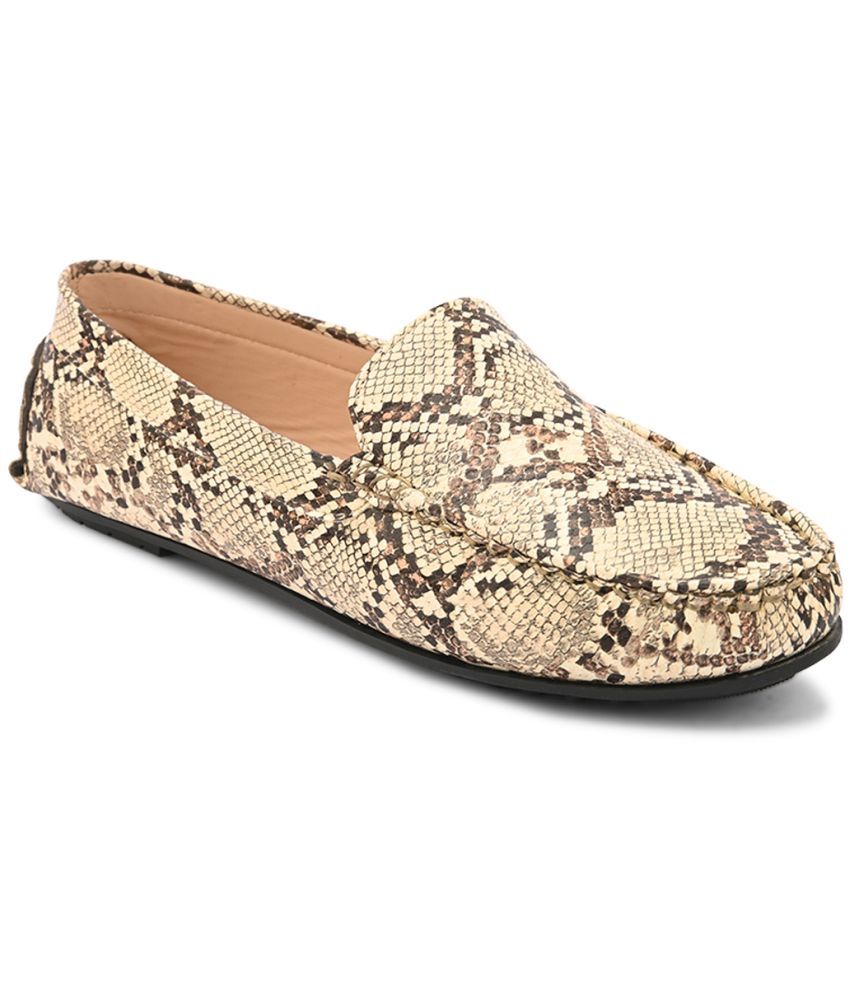     			Fentacia - Tan Women's Loafers