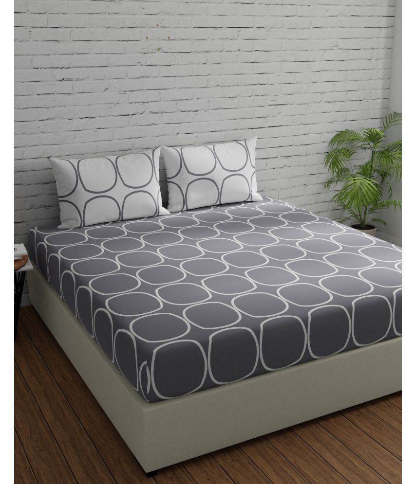     			Huesland - Gray Cotton Double Bedsheet with 2 Pillow Covers