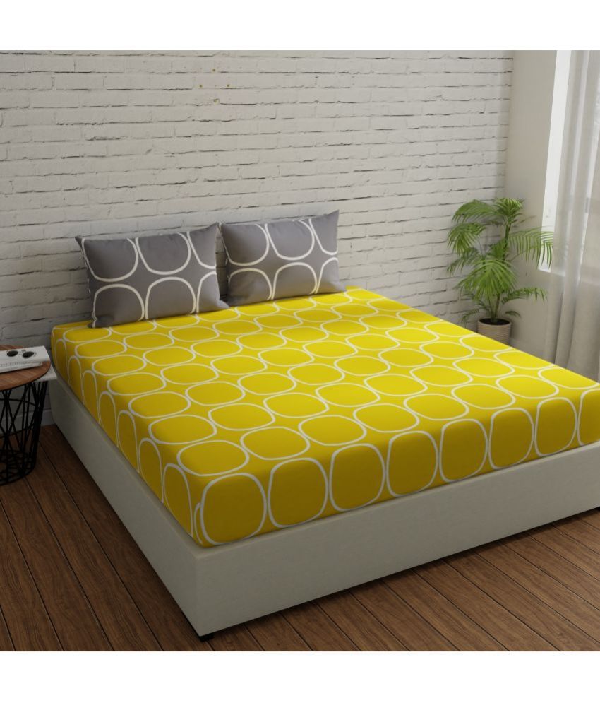     			Huesland - Mustard Cotton Double Bedsheet with 2 Pillow Covers