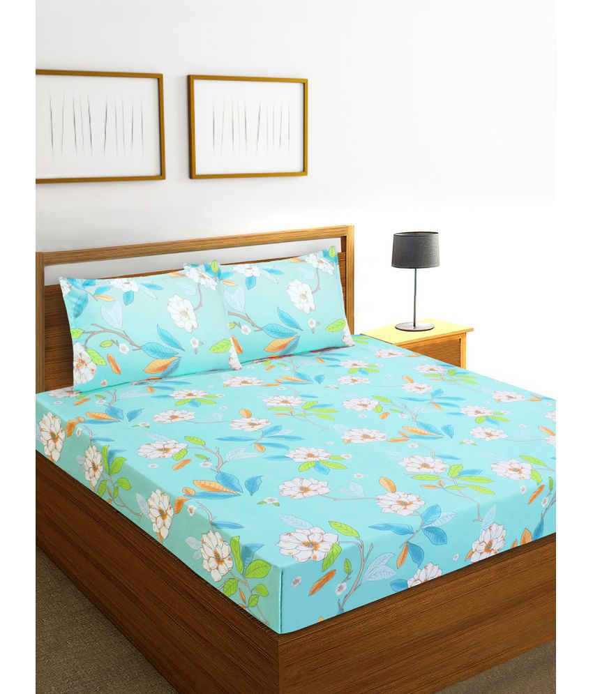     			Home Candy Microfiber Floral Double Bedsheet with 2 Pillow Covers-Turquoise