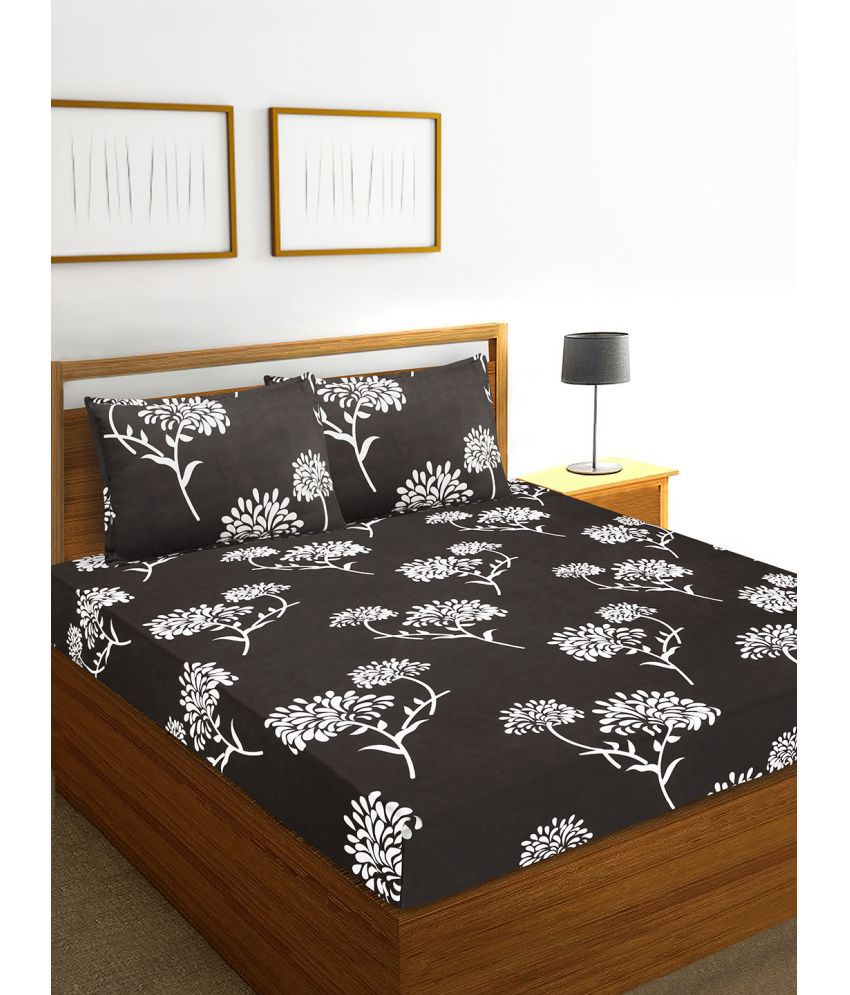     			HOMETALES Microfiber Floral Double Bedsheet with 2 Pillow Covers-Black