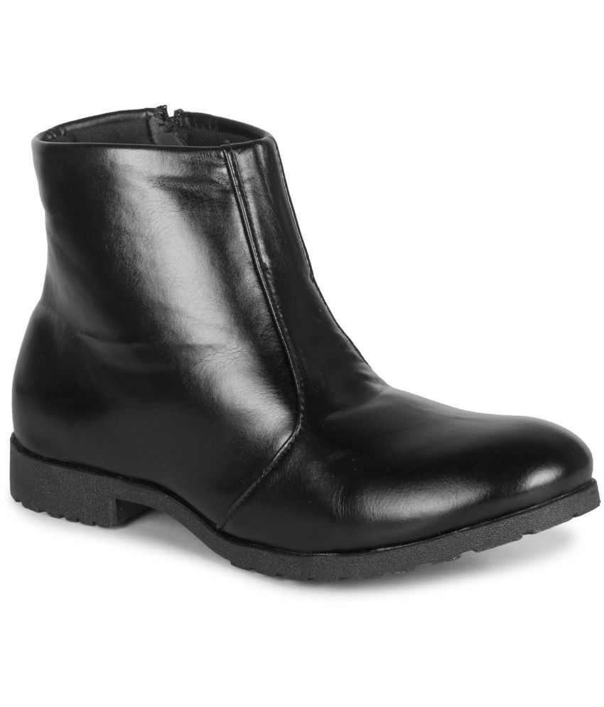     			Ishransh - Black Women's Ankle Length Boots