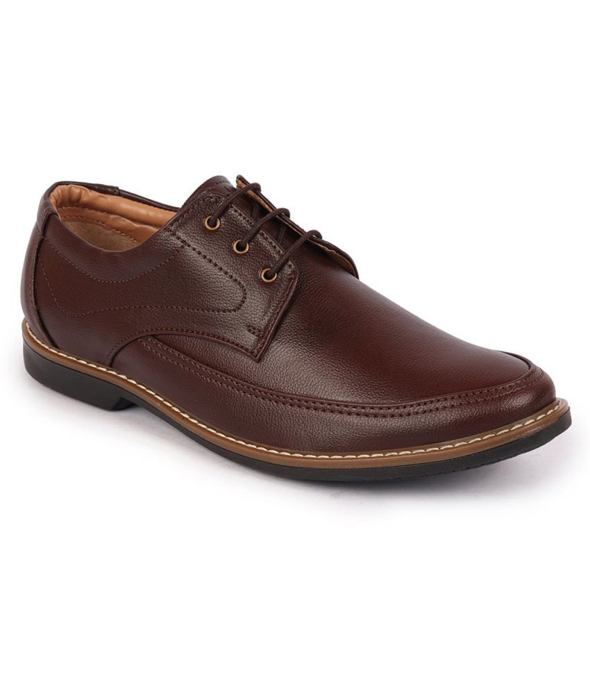     			Fausto - Brown Men's Derby Formal Shoes