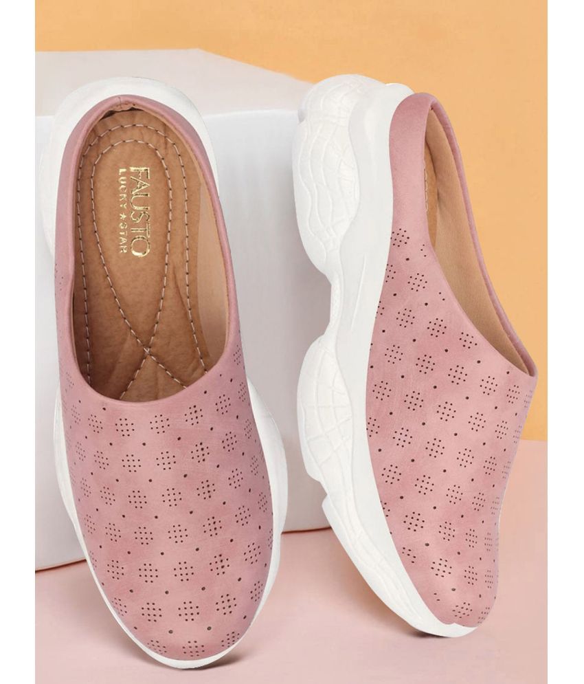     			Fausto - Pink Women's Slip On