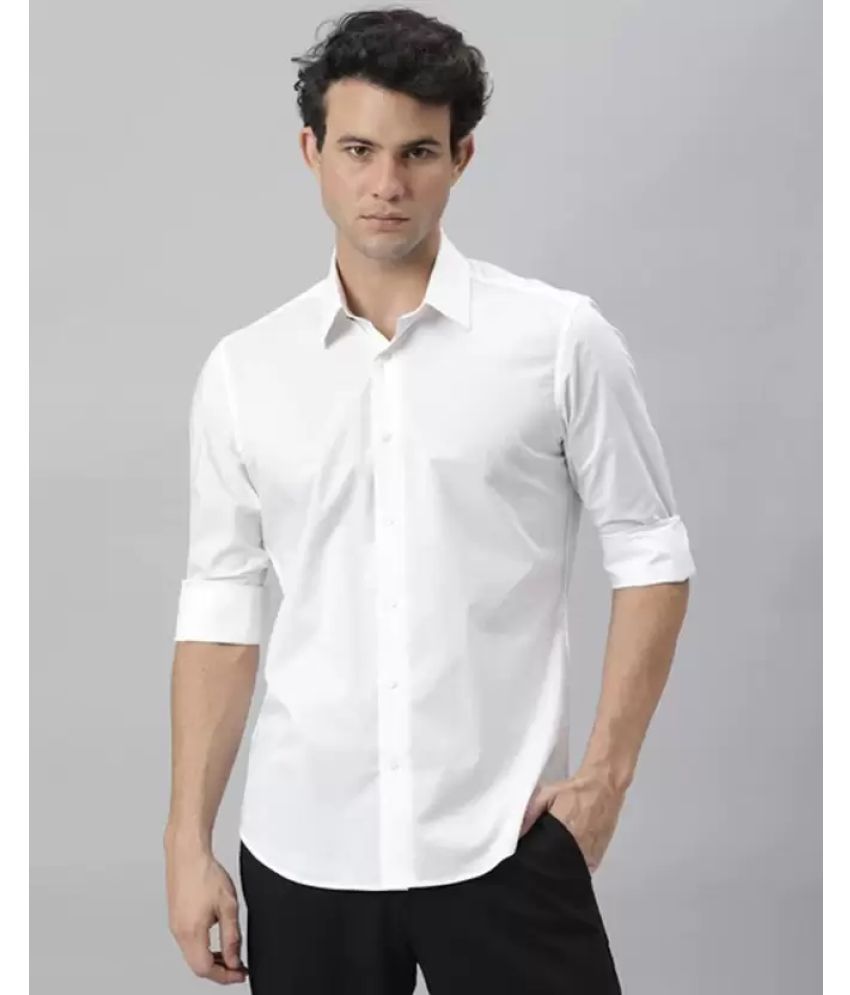     			liferoads - White 100% Cotton Slim Fit Men's Casual Shirt ( Pack of 1 )