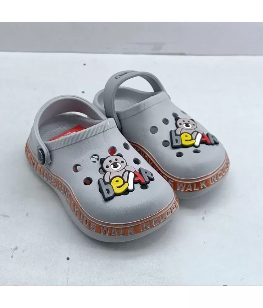 Modern Stylish Latest Kids Girls And Kids Boys Clog Flip Flops Price in  India- Buy Modern Stylish Latest Kids Girls And Kids Boys Clog Flip Flops  Online at Snapdeal