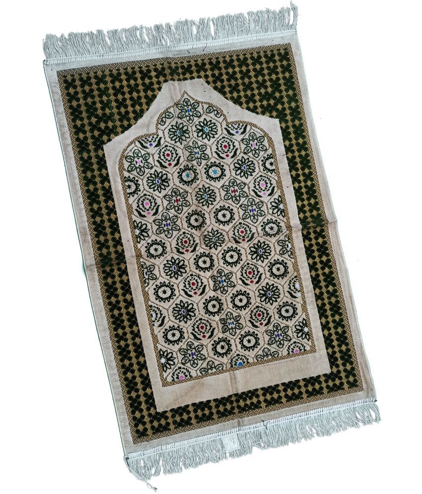     			ADIRNY Green Single Velvet Prayer Mat ( 110 X 70 cm )