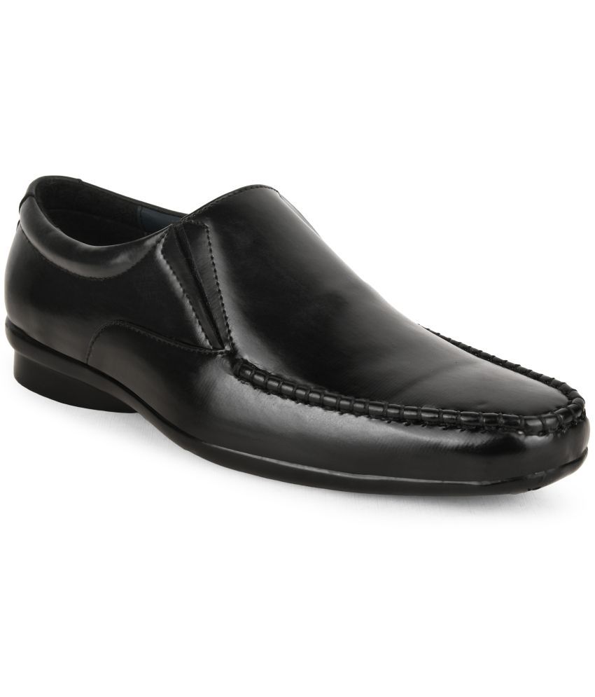     			Paragon - Black Men's Slip On Formal Shoes