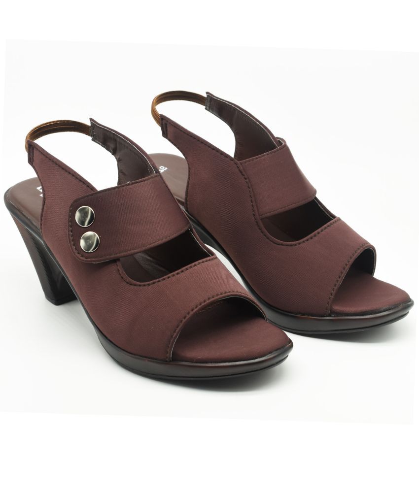     			Dream Makers - Maroon Women's Sandal Heels