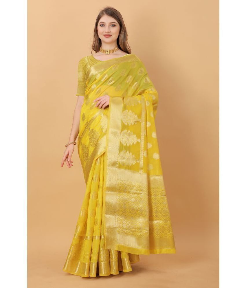     			OFLINE SELCTION - Yellow Banarasi Silk Saree With Blouse Piece ( Pack of 1 )